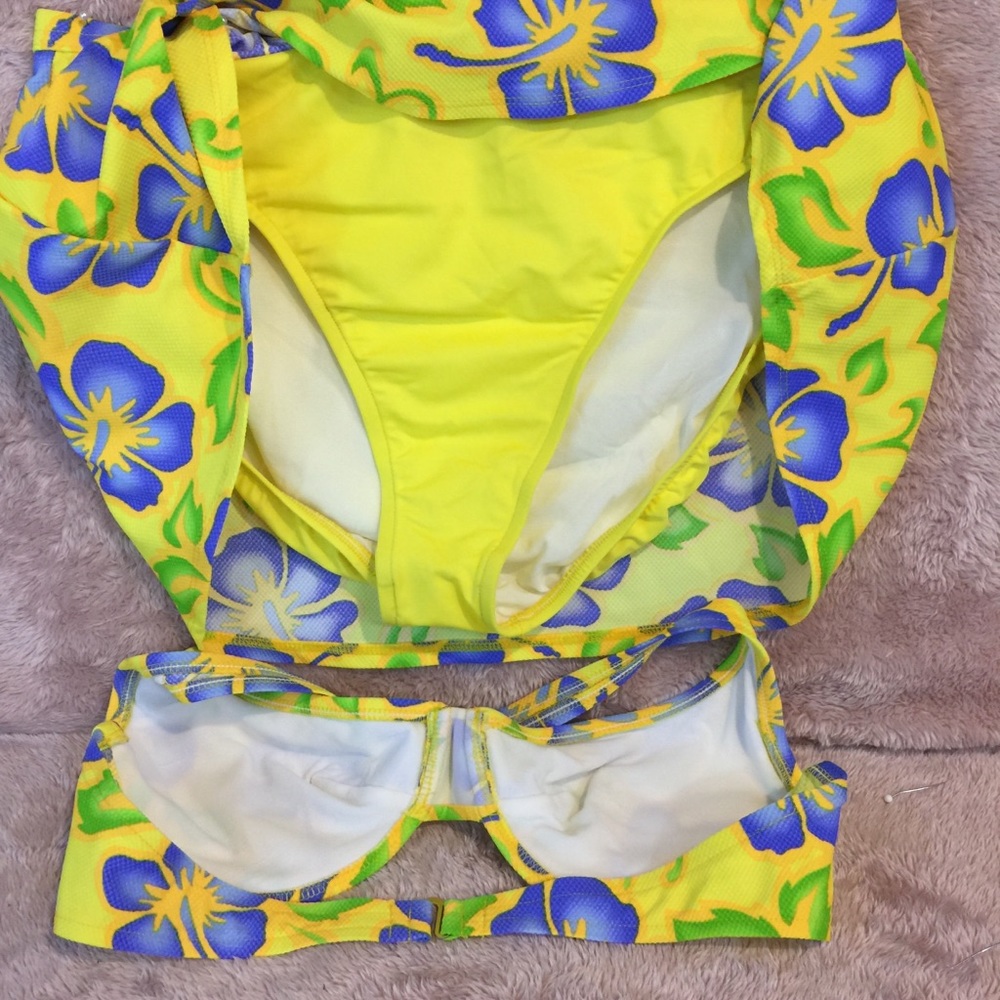 South Point Bikini - Picture 4 of 5